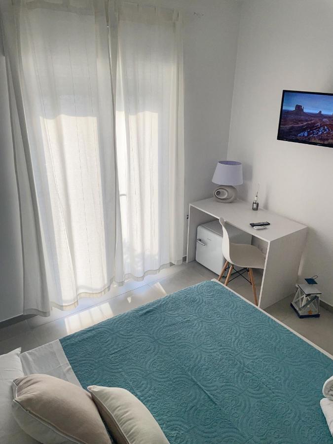 Bed and Breakfast Quasi In Porto Агрополи Экстерьер фото