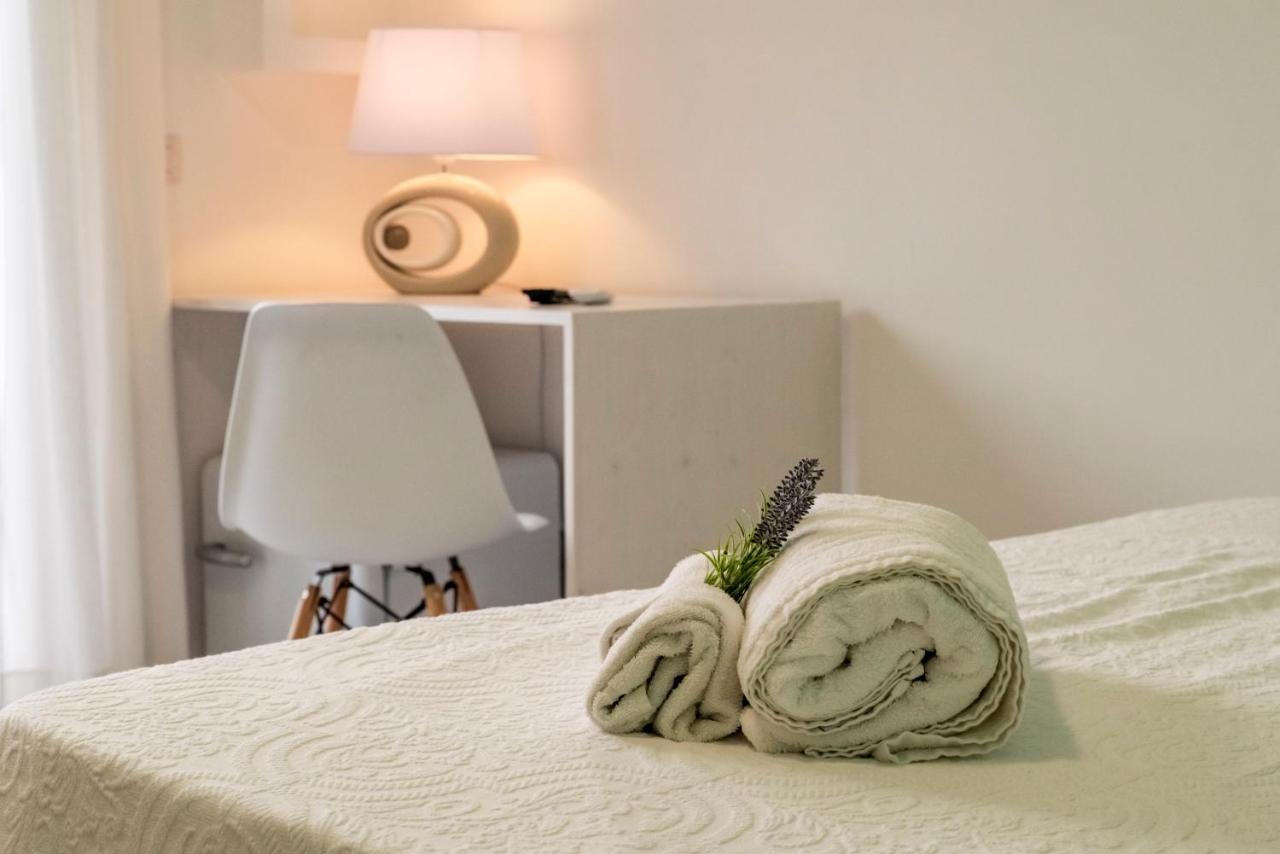 Bed and Breakfast Quasi In Porto Агрополи Экстерьер фото